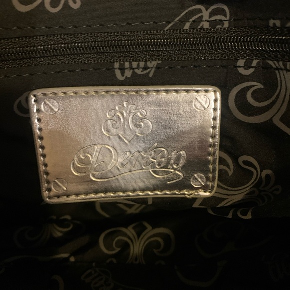Dereon By Beyoncé Duffle Bag - Picture 7 of 8